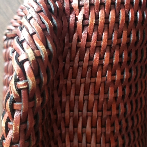 HP. Luna Borsa Genuine Leather Wicker Bag - Picture 10 of 16